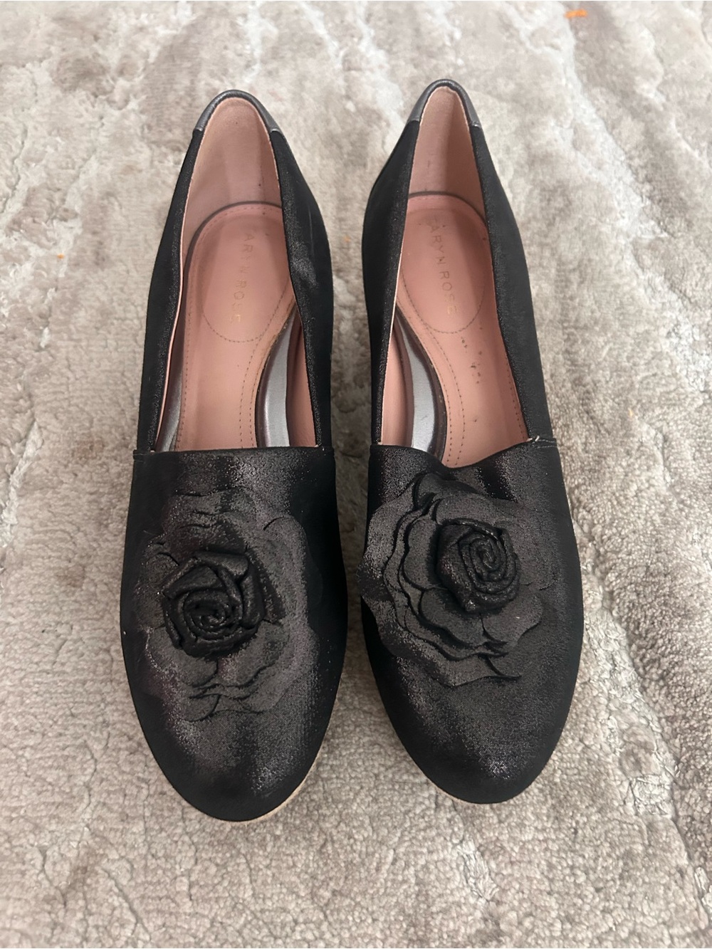 Black Floral Appliqué Women's Slip-On Loafers